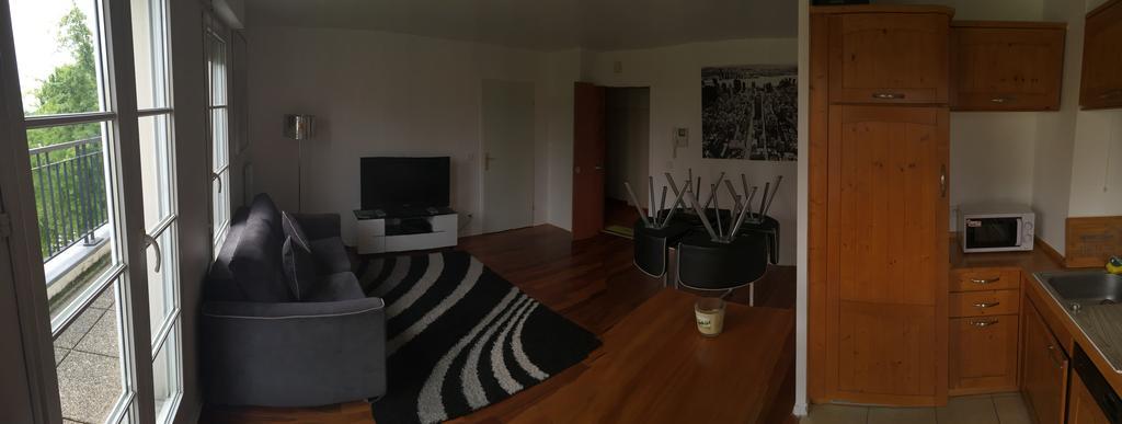 Appartement Near Disneyland Σερί Εξωτερικό φωτογραφία